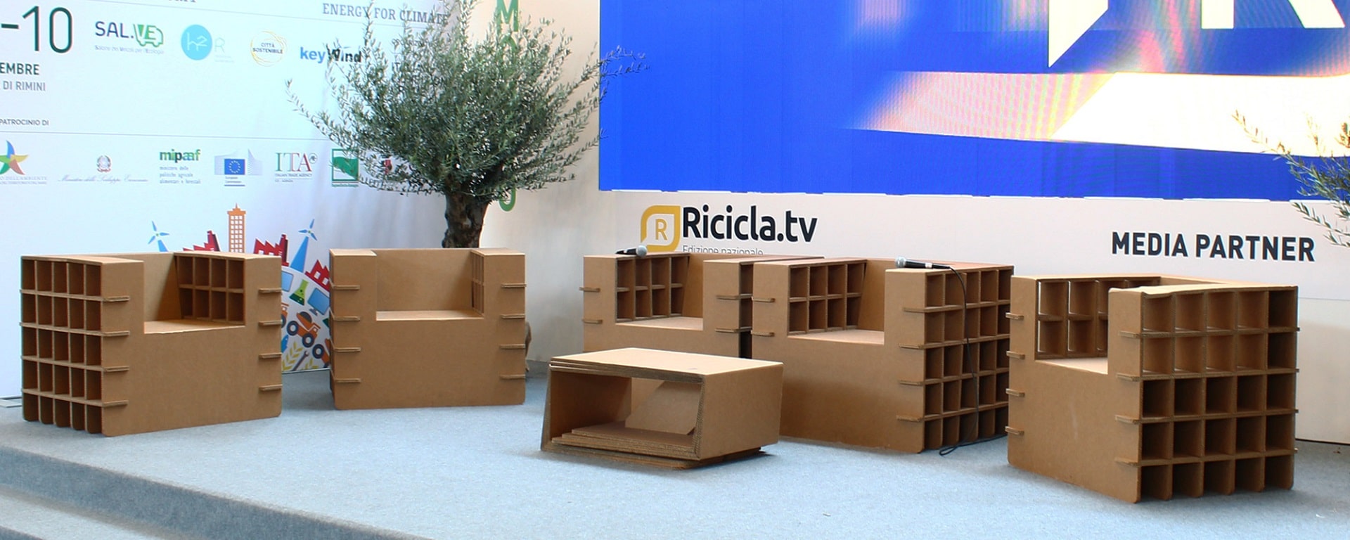 Cardboard furniture for events